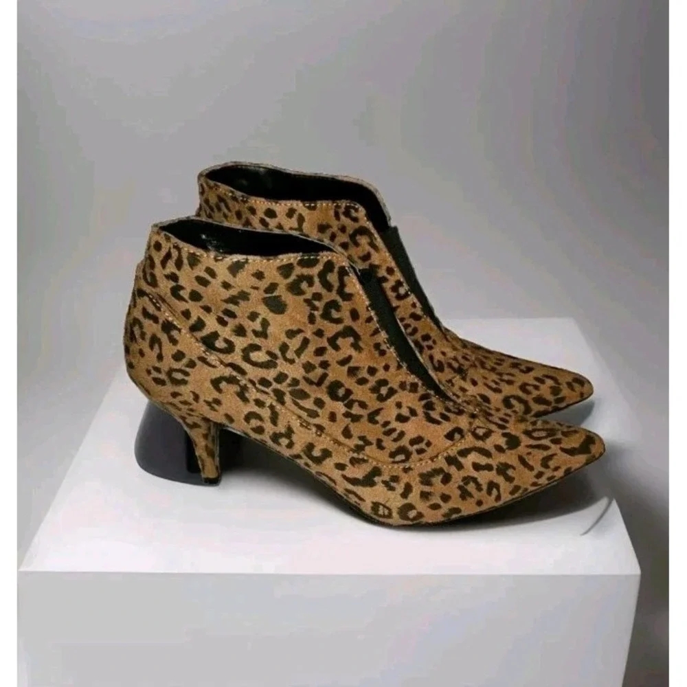 Colin Stuart Women's Size 6.5 Heeled Ankle Boots Vegan Suede Brown Leopard Print